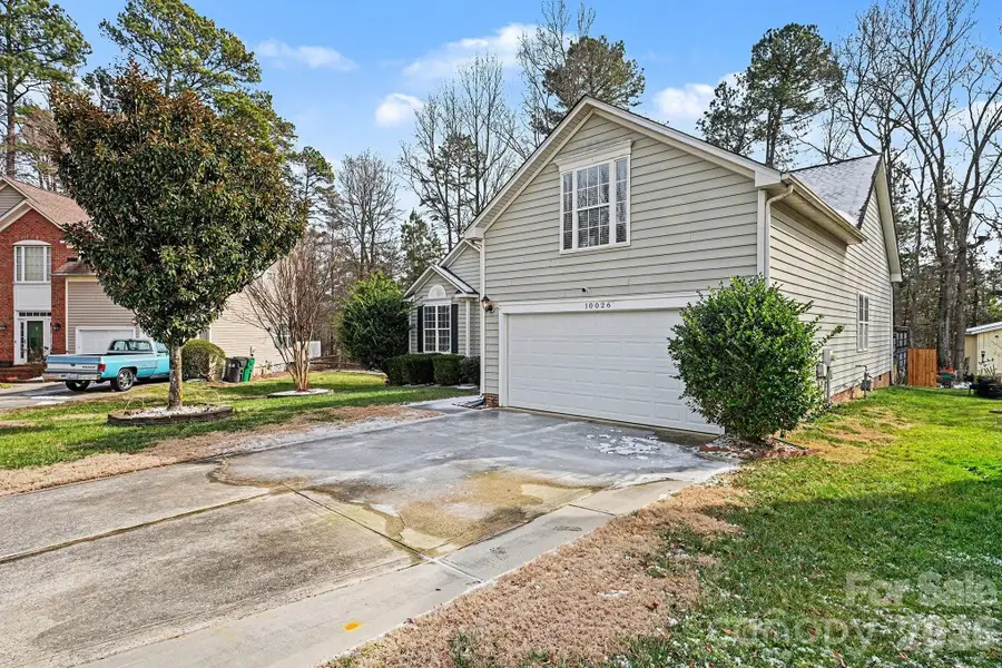 10026 Dauphine Drive, Charlotte, NC 28216 - #2