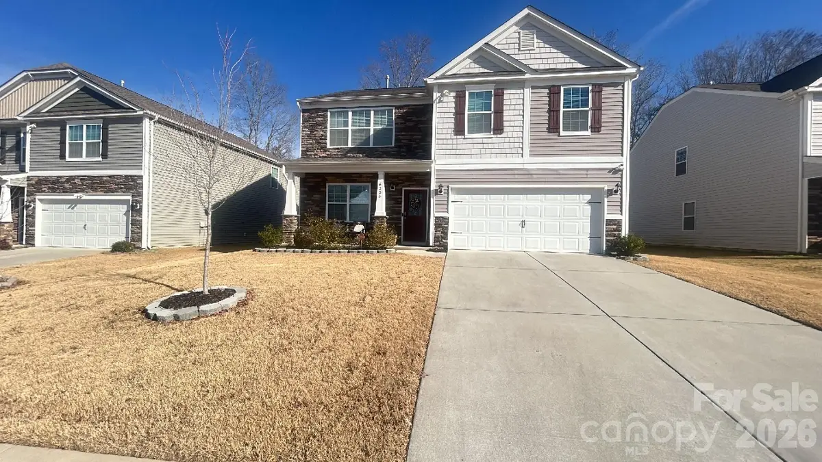 6204 Ellimar Field Lane, Charlotte, NC 28215 - Image #1