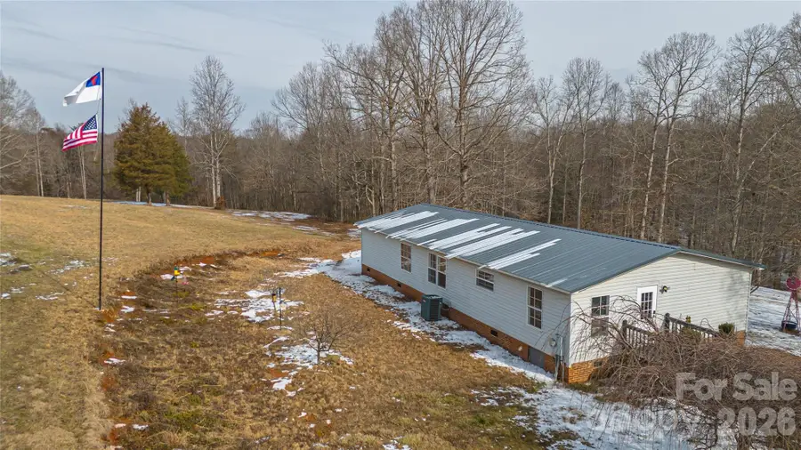 6611 Prysock Avenue, Connelly Springs, NC 28612 - Image #2