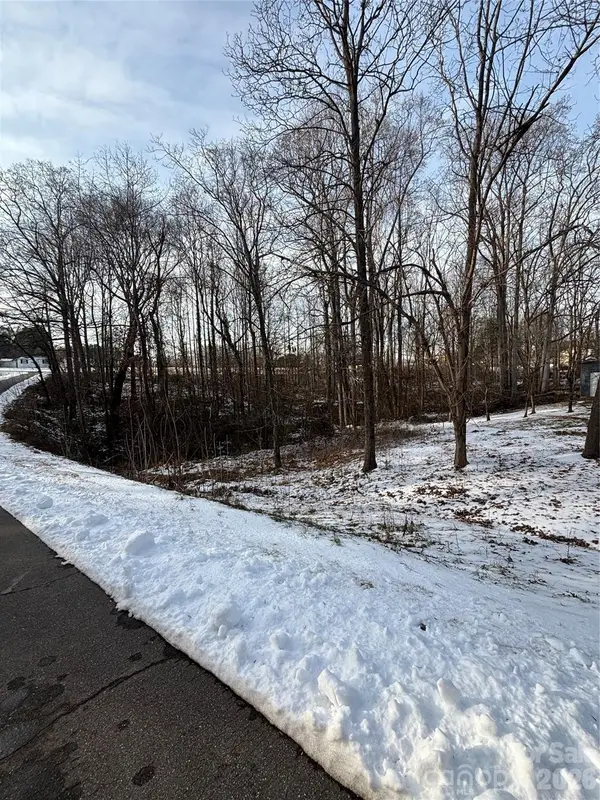 4500 N Nc 16 Highway #5-17/B, Conover, NC 28613