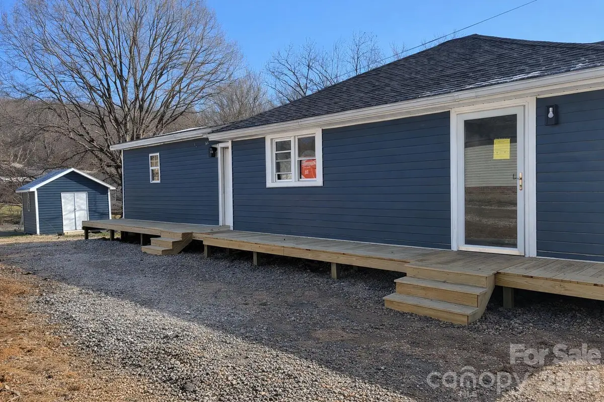 427 Pleasant Avenue, Kannapolis, NC 28081 - Image #1