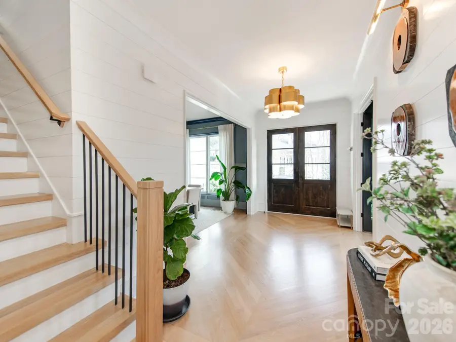 300 Mammoth Oaks Drive, Charlotte, NC 28270 - Image #2