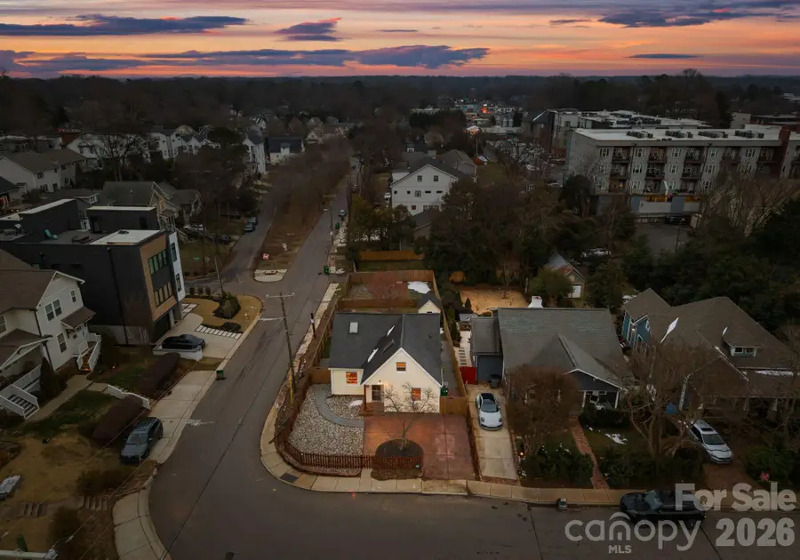 1424 Nandina Street, Charlotte, NC 28205 - #2