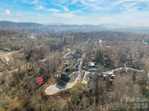131 Beautyberry Drive #6, Asheville, NC 28801