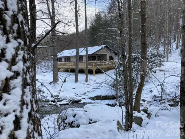 214 Davis Ridge Road, Banner Elk, NC 28604