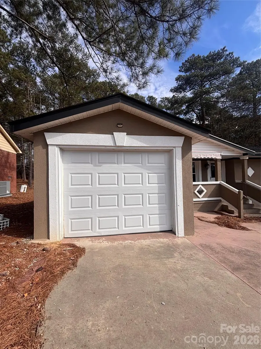 709 Meadowlake Drive, Columbia, SC 29203 - #3