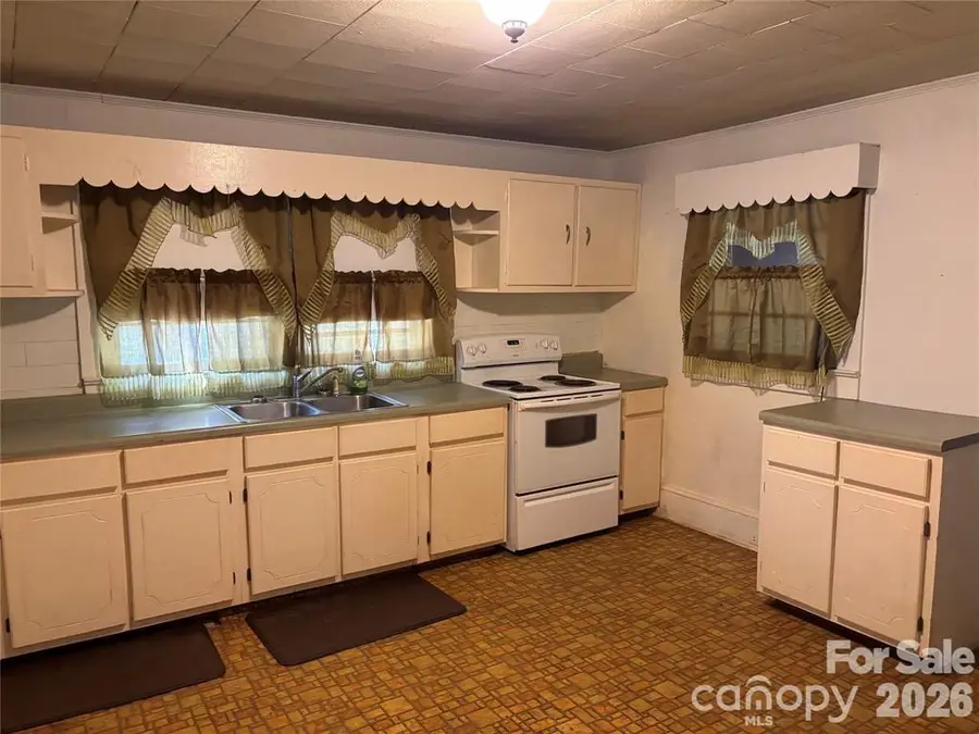 206 Railroad Street, Mooresboro, NC 28114 - #3