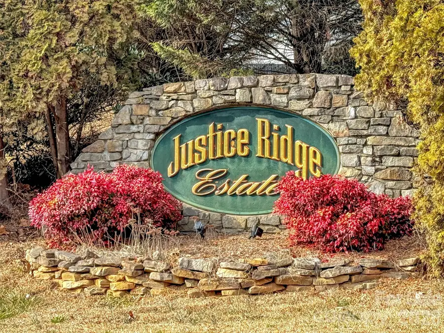 303 E Forest Place #13, Candler, NC 28715 - #3