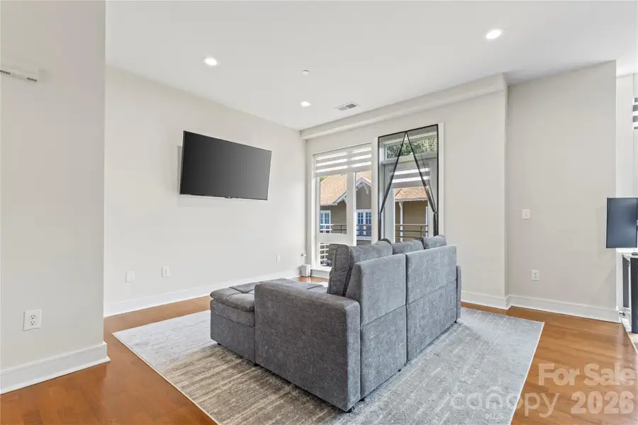 300 Magnolia Avenue #202, Charlotte, NC 28203 - Image #3