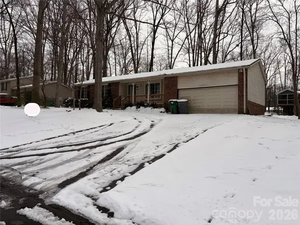 6417 Holly Knoll Drive, Charlotte, NC 28227