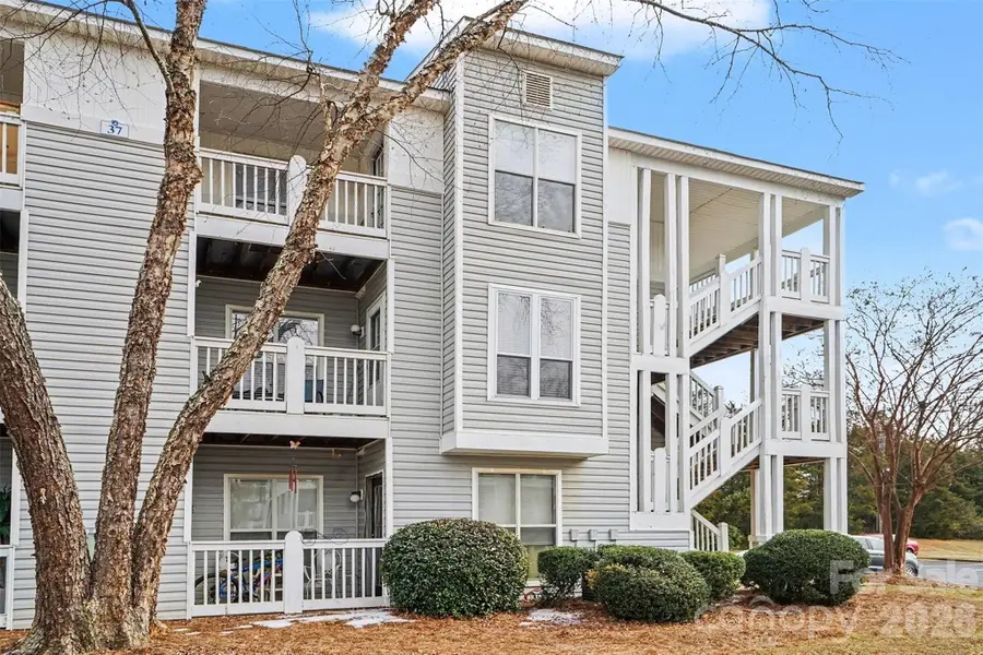 37 Hamiltons Harbor Drive #613, Lake Wylie, SC 29710 - Image #3