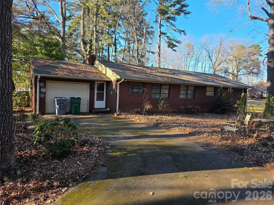 6600 Elmwood Circle, Charlotte, NC 28214 - #2