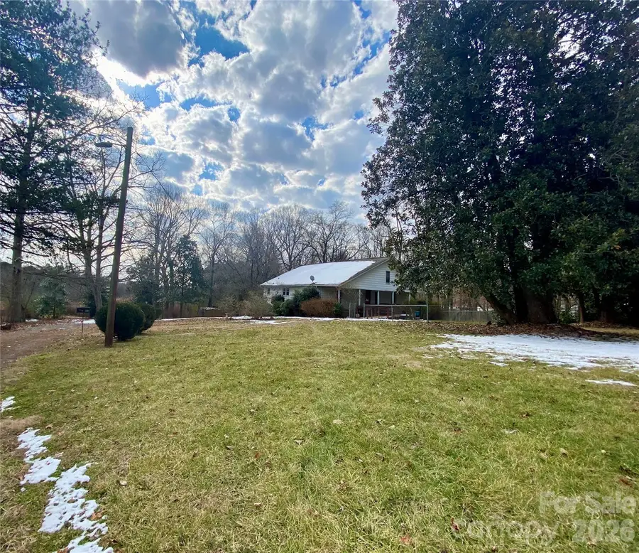 306 Us Hwy 70a E Highway E, Hildebran, NC 28637 - #2
