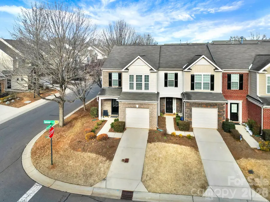 2403 Diplomat Lane, Charlotte, NC 28210 - Image #3