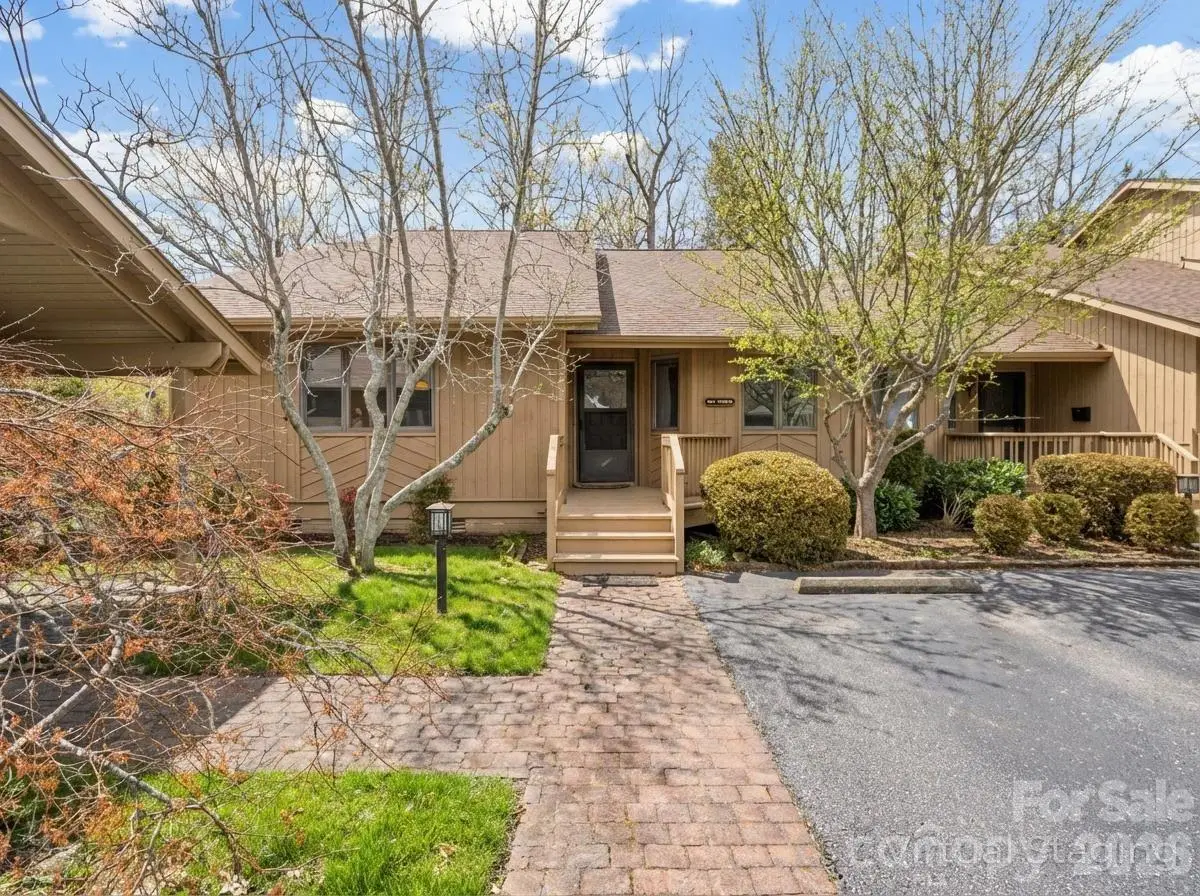 605 Red Oak Drive, Hendersonville, NC 28791 - #1