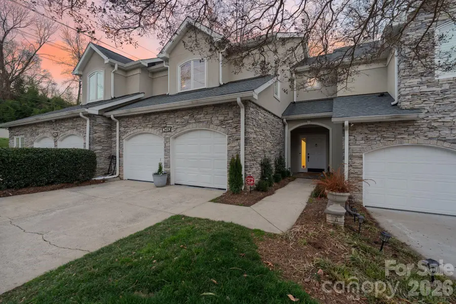 3431 Royal Crest Drive, Charlotte, NC 28210 - #2