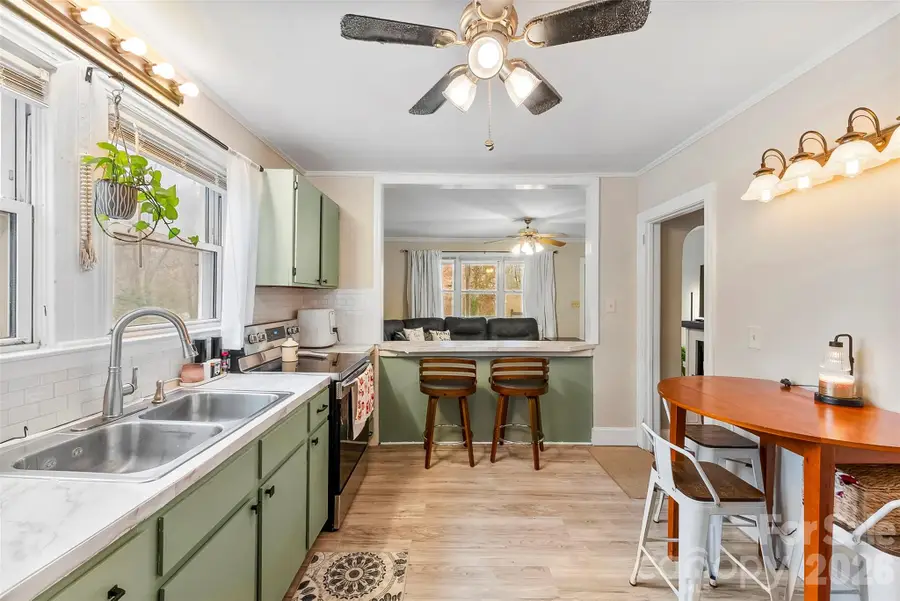 107 Oakland Road, Belmont, NC 28012 - Image #2