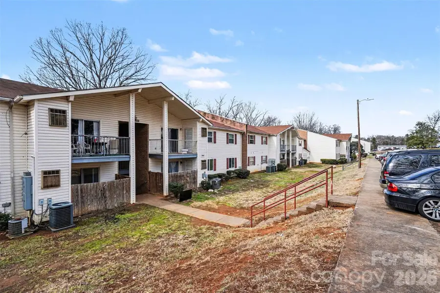 7992 Shady Oak Trail, Charlotte, NC 28210 - #2