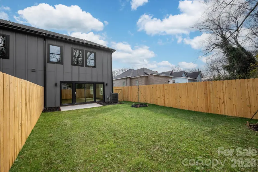 1804 Vinton Street, Charlotte, NC 28216 - Image #2