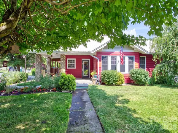 24 Belle Meade Drive, Waynesville, NC 28786