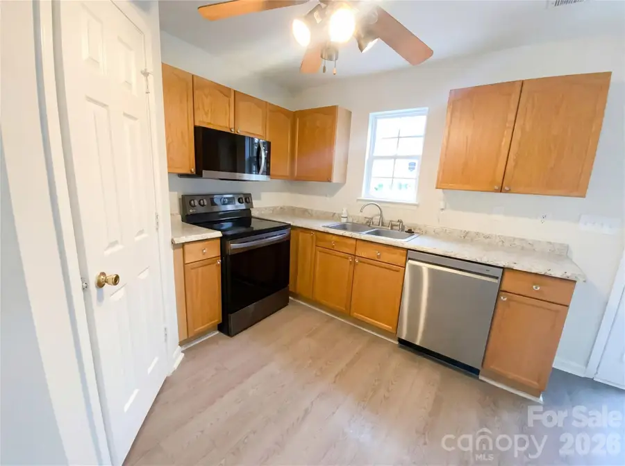 7136 Henderson Valley Lane, Charlotte, NC 28269 - #2