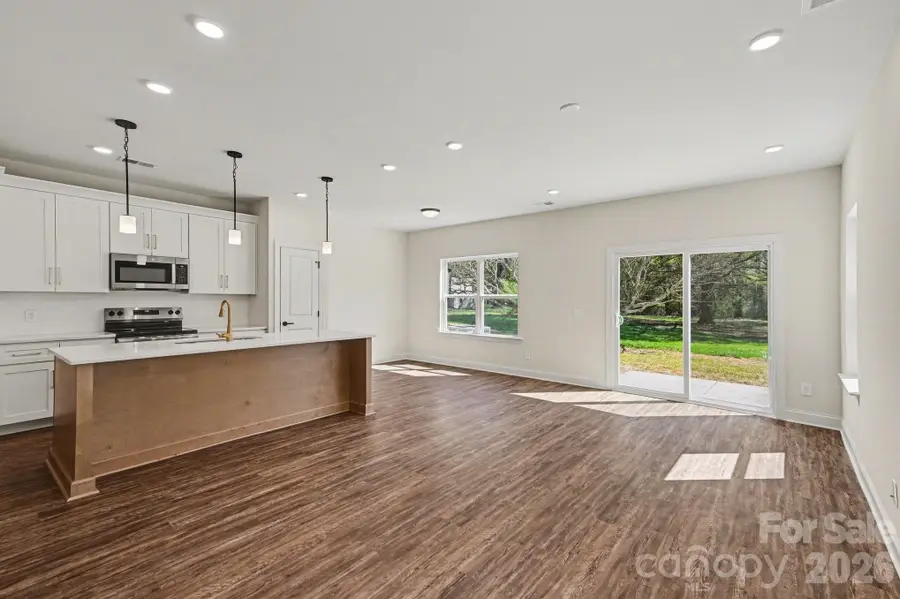 564 W Wilson Avenue, Mooresville, NC 28115 - #2