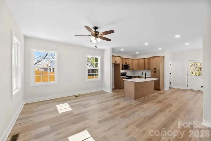 207 Putnam Street, Shelby, NC 28152 - #3