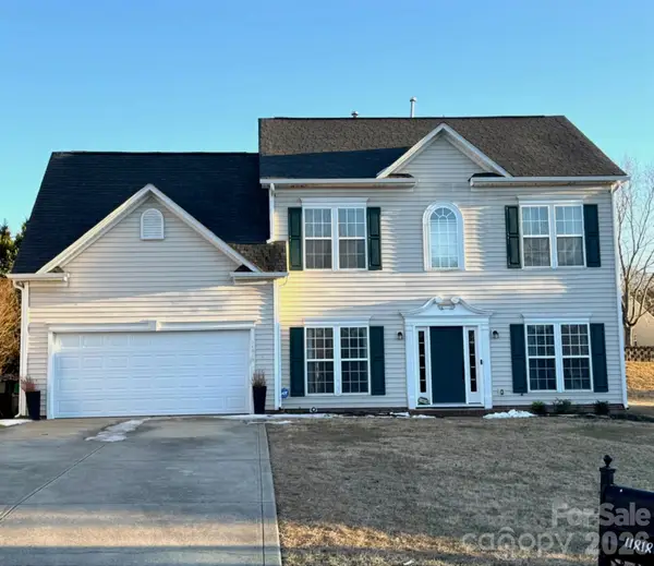 11818 Guildhall Lane, Charlotte, NC 28213