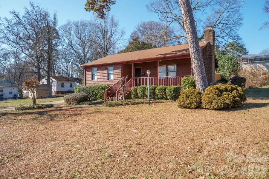 2114 Wilson Avenue, Charlotte, NC 28208 - Image #2