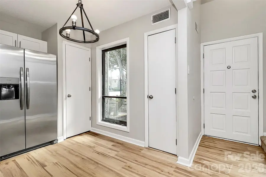 7931 Charter Oak Lane, Charlotte, NC 28226 - Image #3