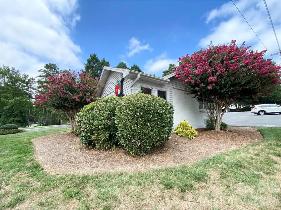 400 Statesville Boulevard, Salisbury, NC 28144 - #2