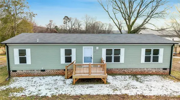 3925 Taylorsville Highway, Statesville, NC 28625