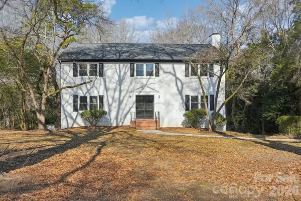 1216 Old Farm Road, Charlotte, NC 28226