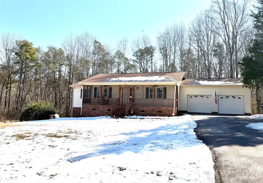 821 Bell Farm Road, Statesville, NC 28625 - #2