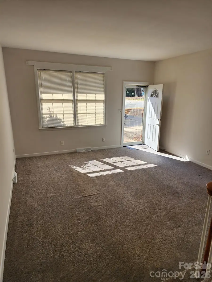 601 Camrose Drive, Charlotte, NC 28215 - #2