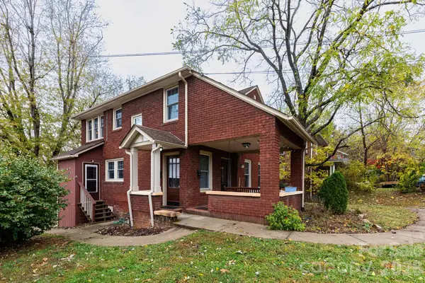 16 Gracelyn Road, Asheville, NC 28804