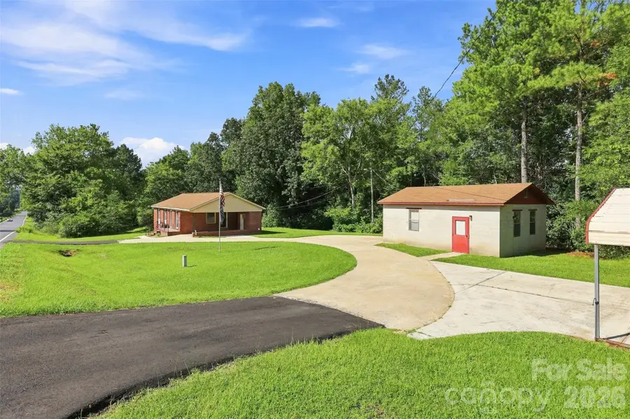 728 Center Road, Chester, SC 29706 - #2
