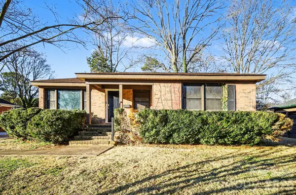 1133 Penrose Lane, Charlotte, NC 28217