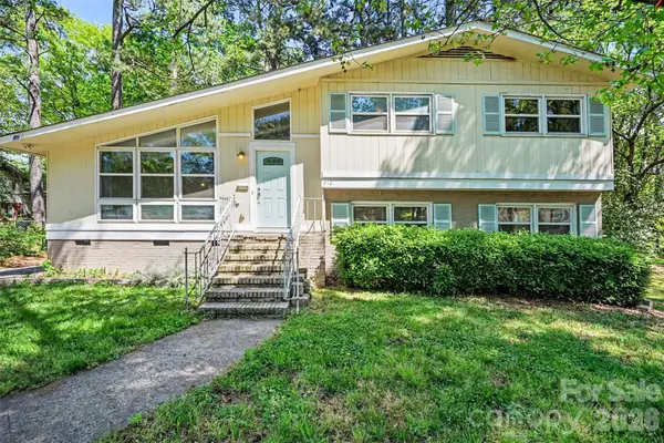 912 Bannister Place, Charlotte, NC 28213