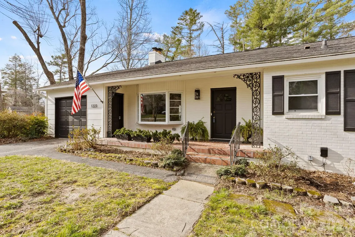 1223 Oakland Street, Hendersonville, NC 28792 - #1
