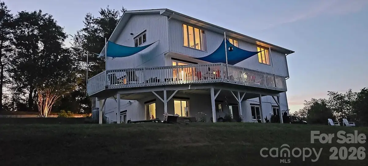 3 W Rolling Meadows Lane, Weaverville, NC 28787 - #1