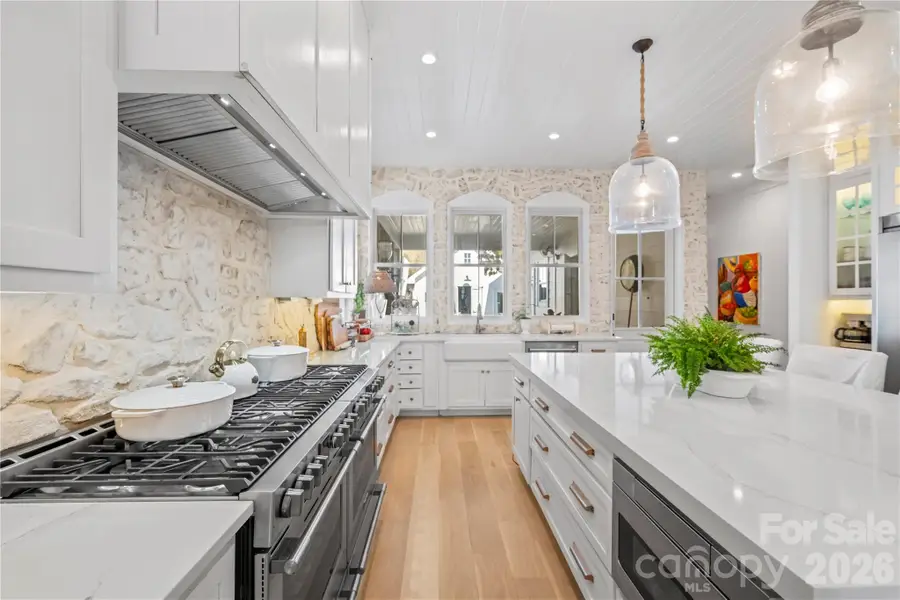 24 Waverly Road, Asheville, NC 28803 - #2