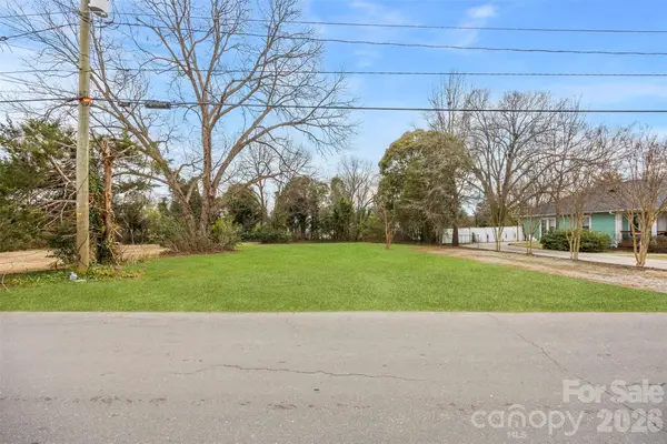 305 North Street, Belmont, NC 28012