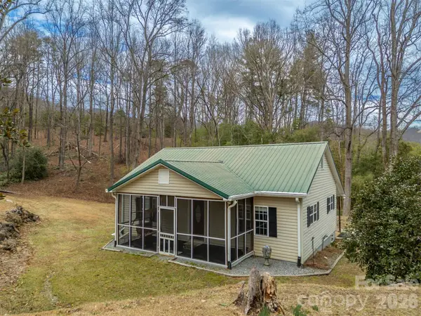 711 Thermal View Drive, Tryon, NC 28782