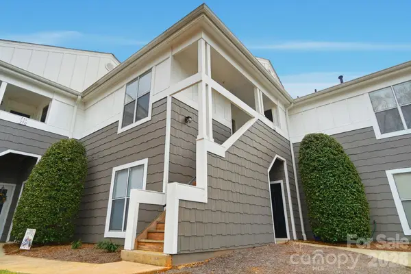 753 Southwest Drive, Davidson, NC 28036