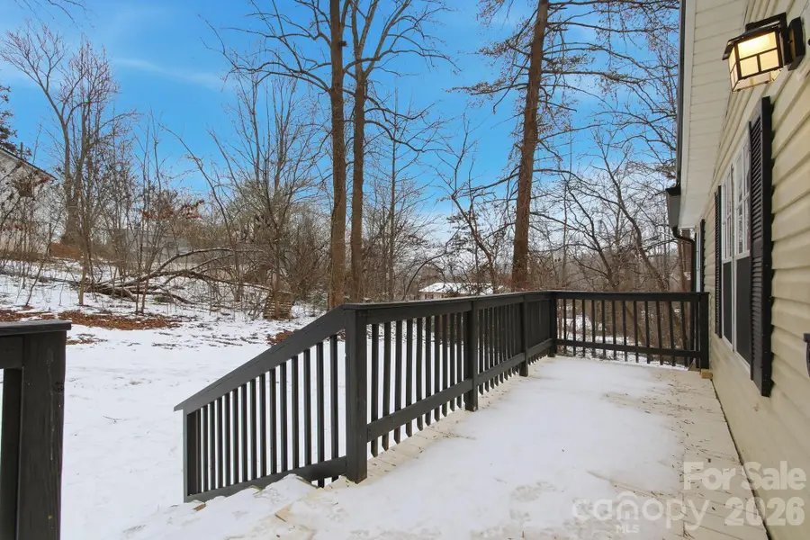 517 Ridgeway Place Sw, Lenoir, NC 26845 - #3