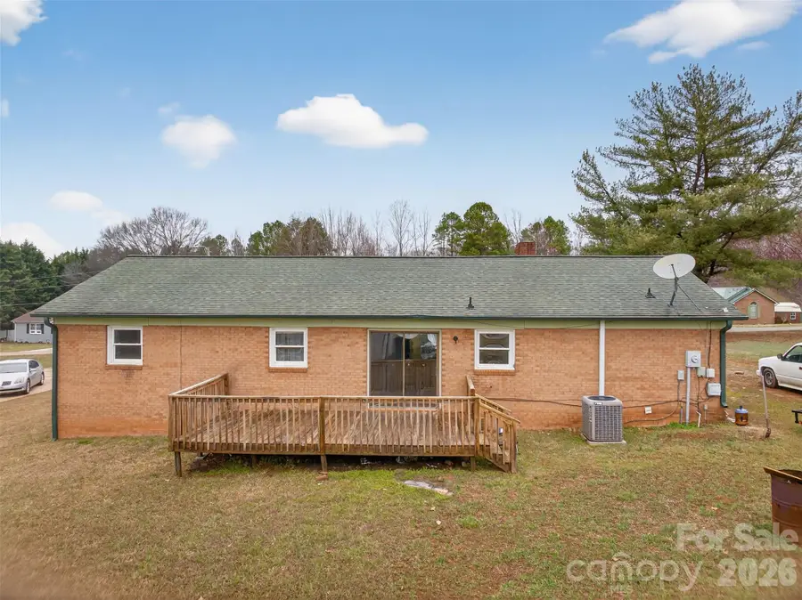 1406 Meandering Lane, Lincolnton, NC 28092 - #2