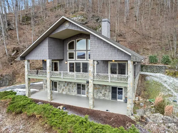 579 Bryson Heights, Waynesville, NC 28786