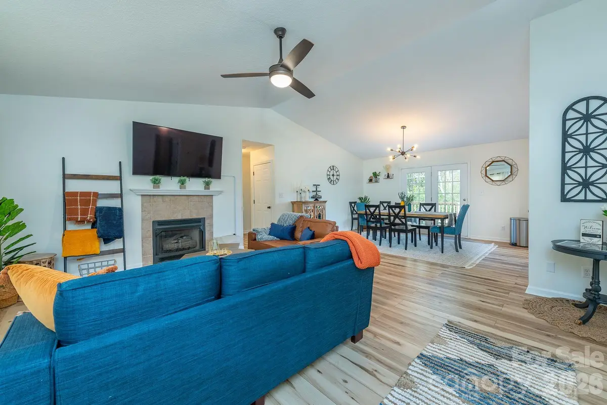 18 Garrison Road, Weaverville, NC 28787 - #1