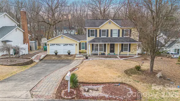 2316 Wineberry Court, Matthews, NC 28105